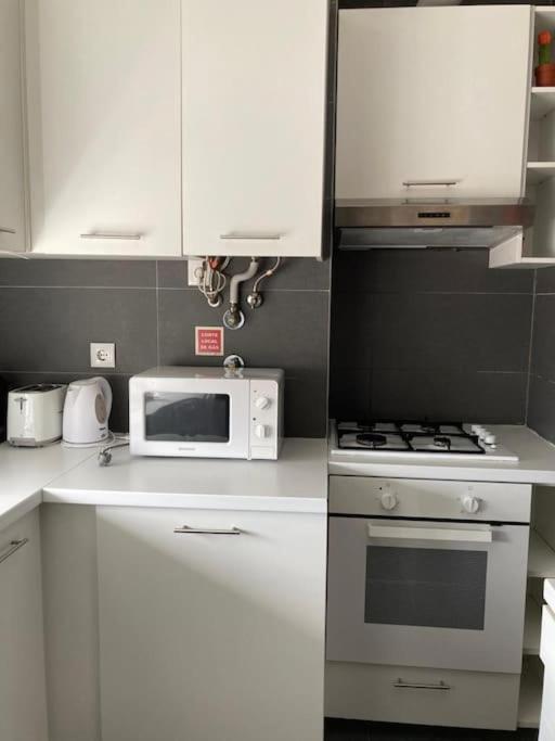 Apartamento Bem Localizado Para Familias & Amigos Διαμέρισμα Lisboa Εξωτερικό φωτογραφία